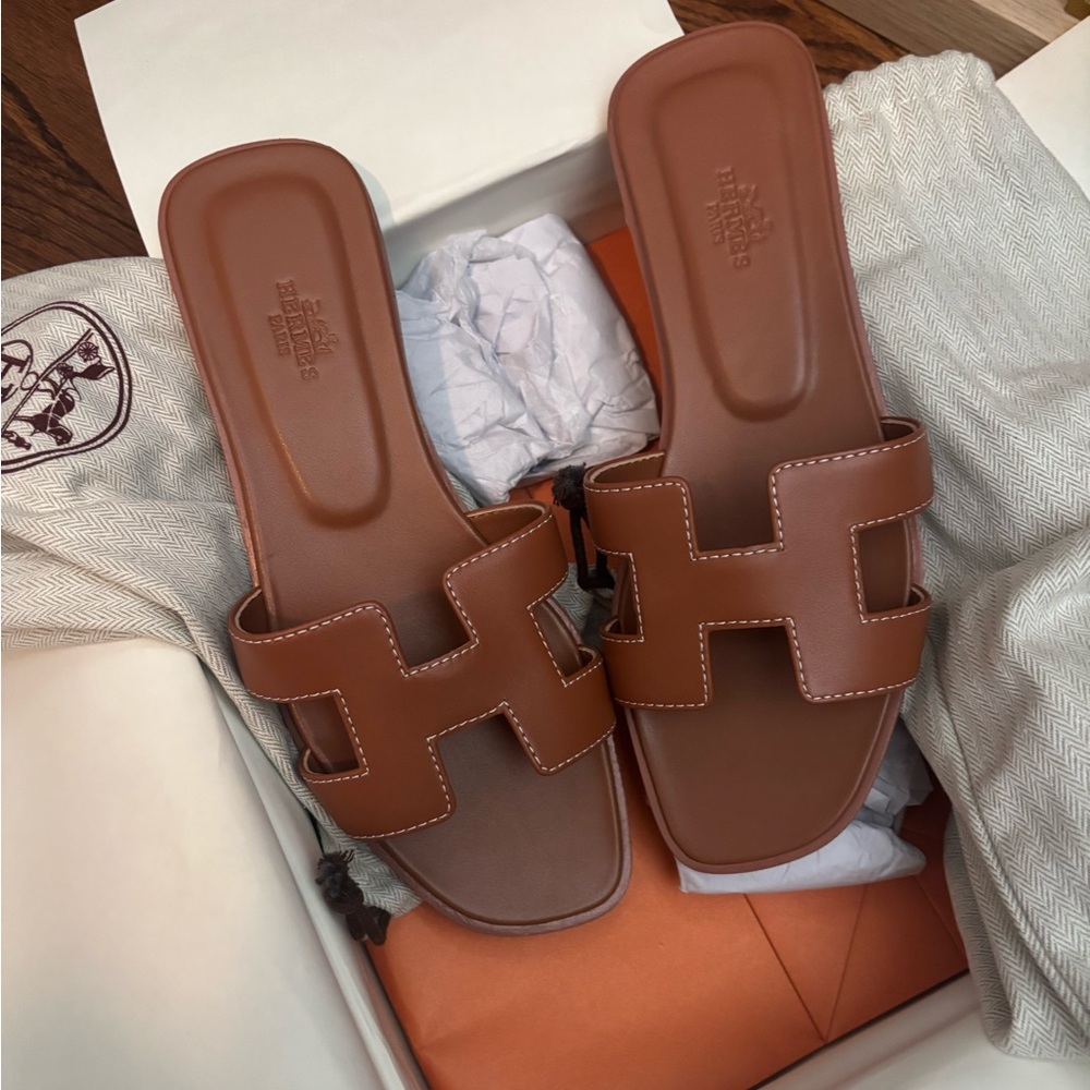 Hermès Oran Sandals